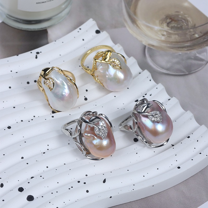 Elegant Pearl Rings