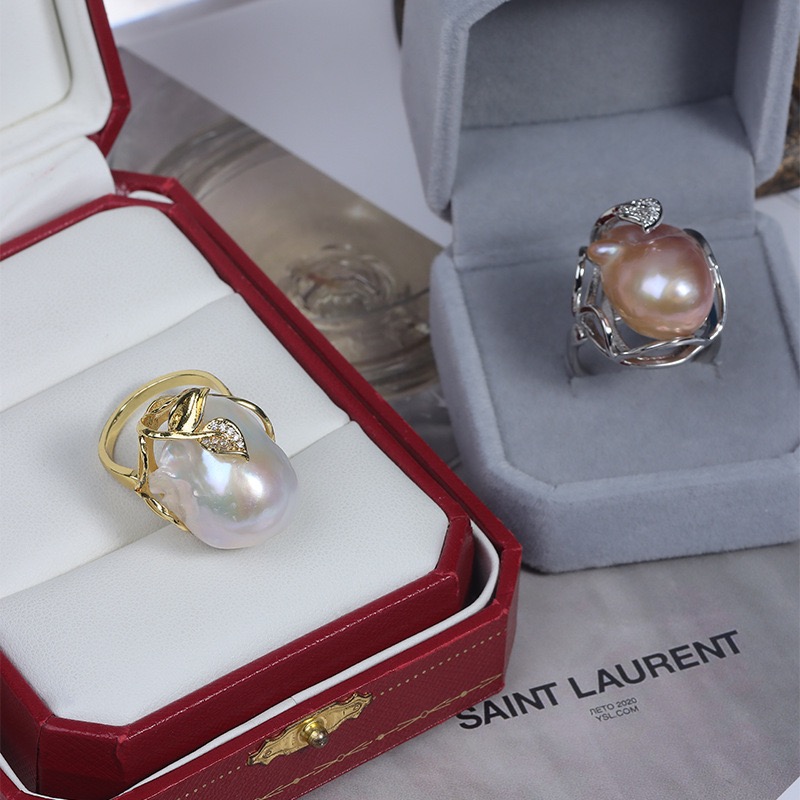 Elegant Pearl Rings