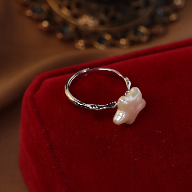 Star Pearl Ring