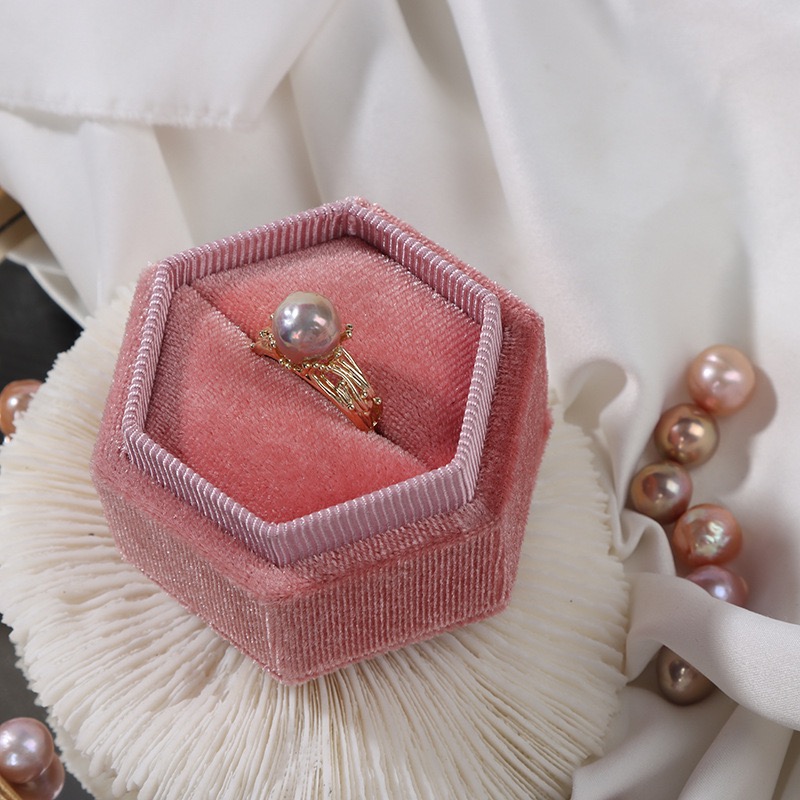 Elegant Pearl Ring