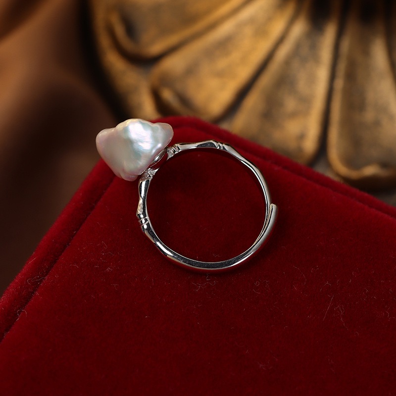 Pearl Ring
