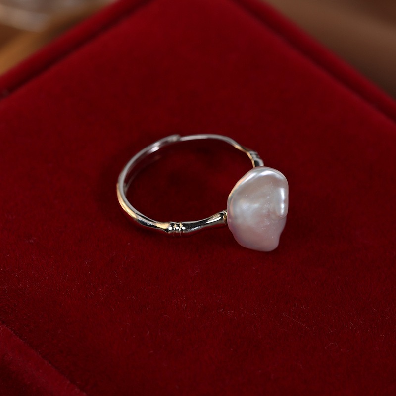 Pearl Ring