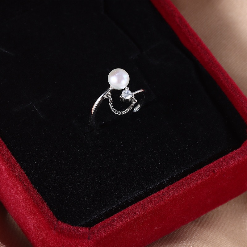 Silver Pearl Ring