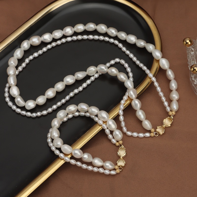 Elegant Pearl Necklace Set