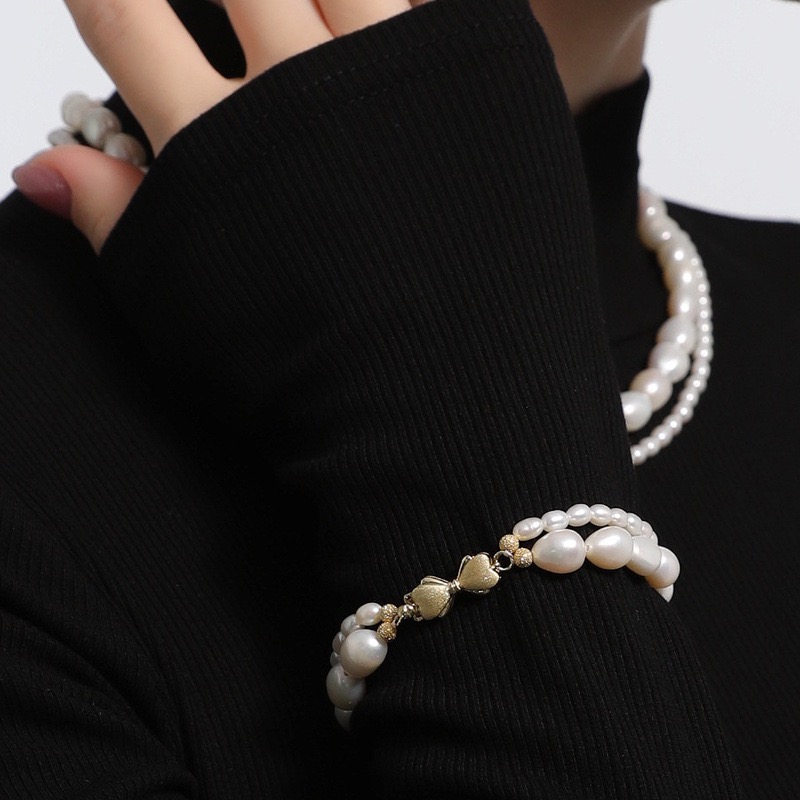 Elegant Pearl Necklace Set