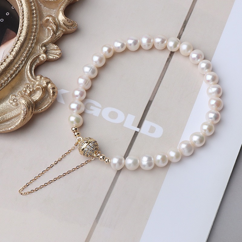 Pearl Bracelet