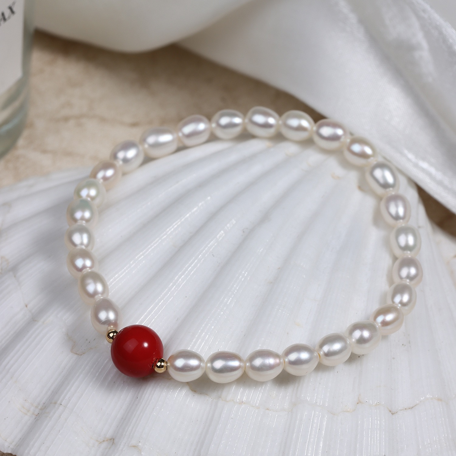 Elegant Pearl Bracelet
