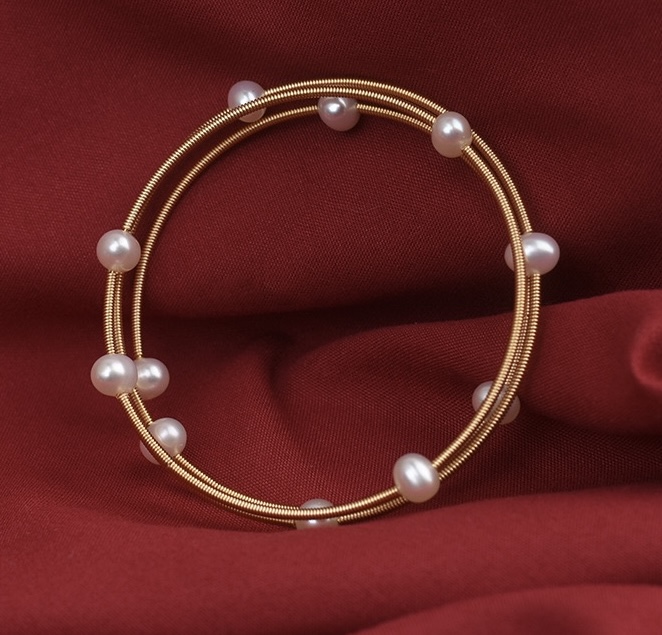 Elegant Gold Pearl Bracelets