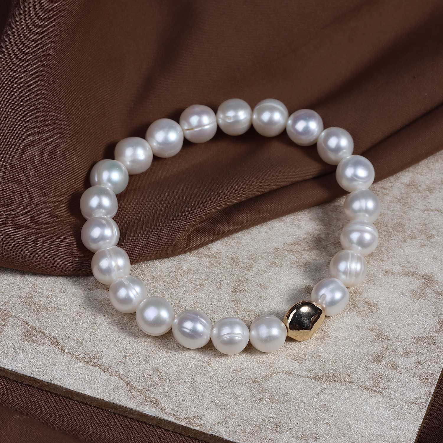 Elegant Pearl Bracelet