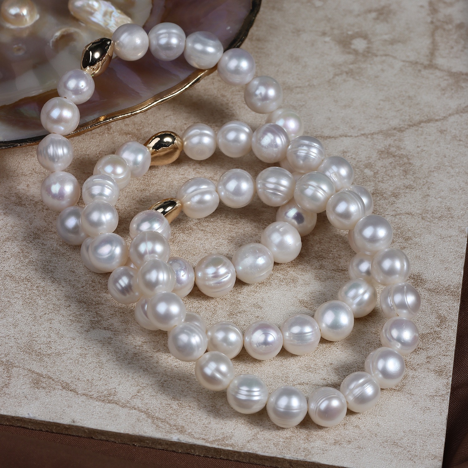 Elegant Pearl Bracelet