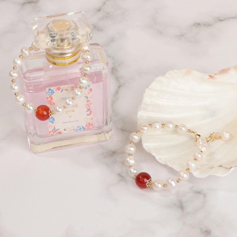 Elegant Pearl Bracelet