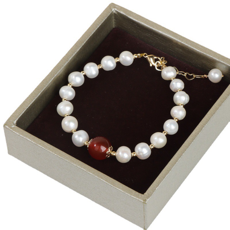 Elegant Pearl Bracelet