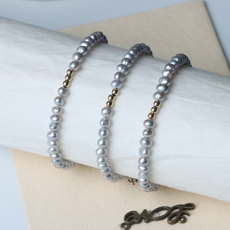 Elegant Pearl Bracelet