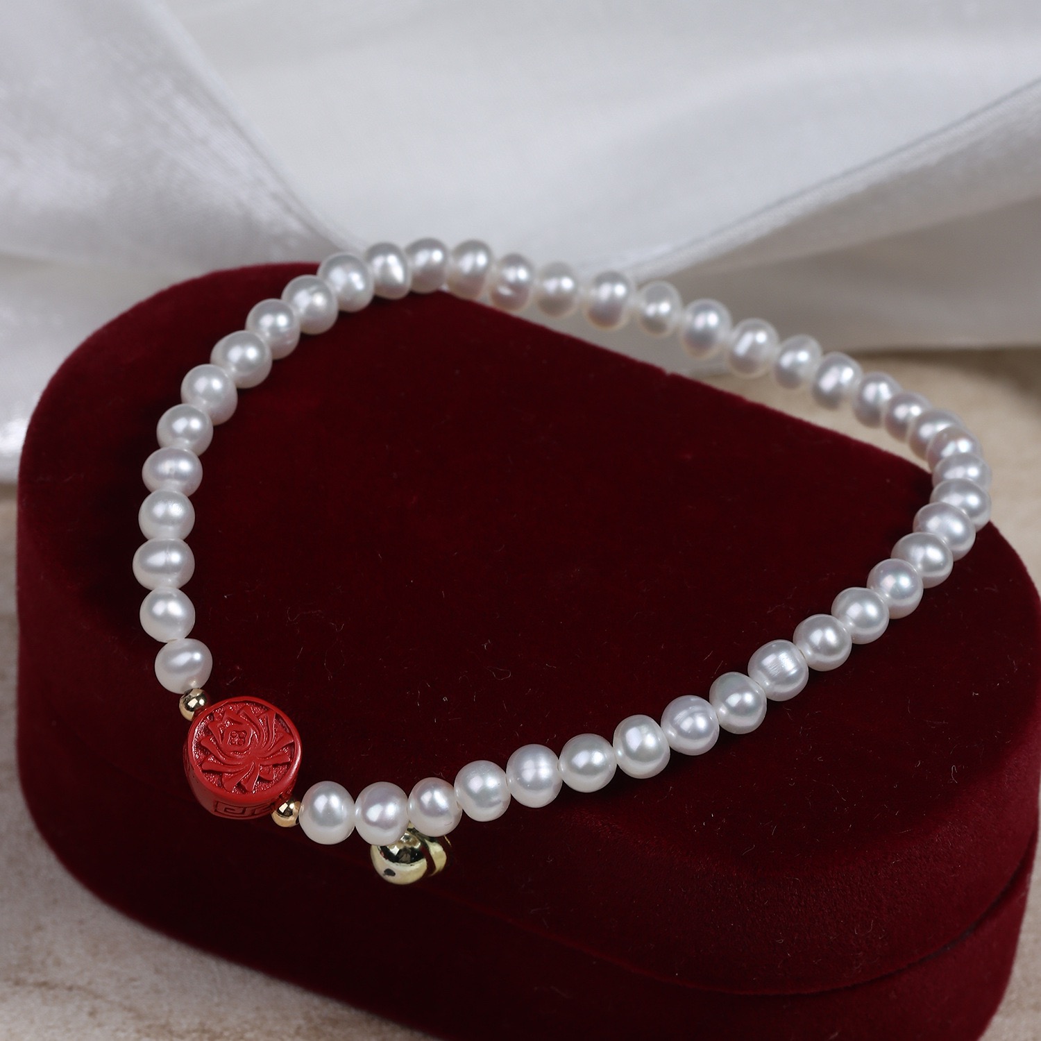 Elegant Pearl Bracelet