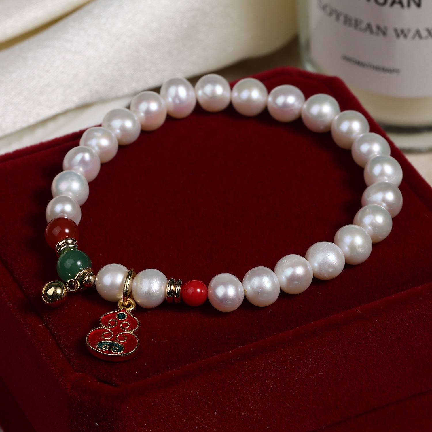 Elegant Pearl Bracelet