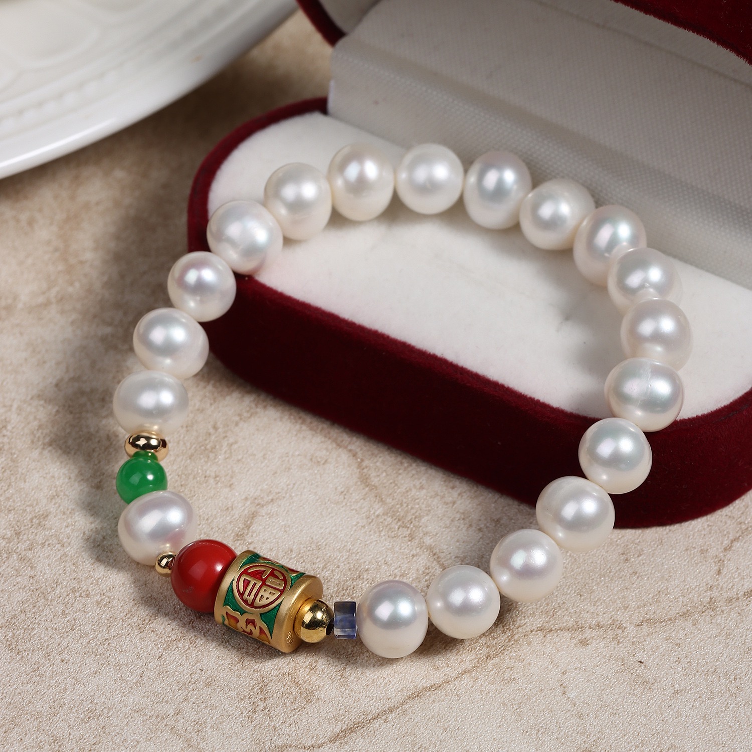 Elegant Pearl Bracelet