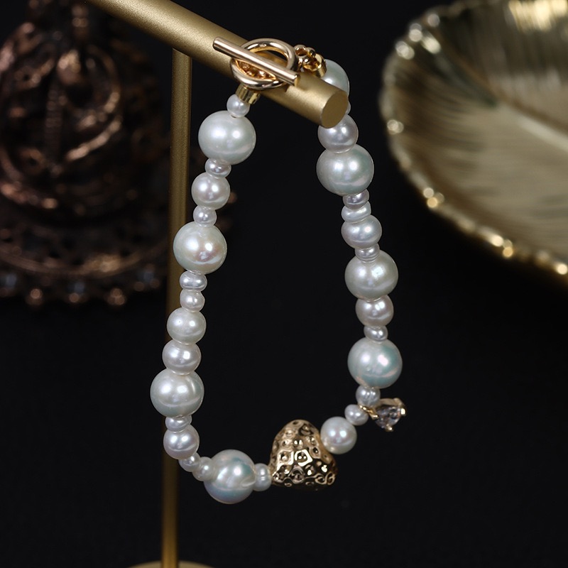 Elegant Pearl Bracelet