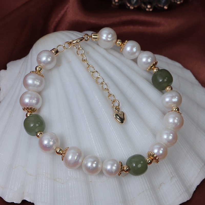 Pearl and Jade Bracelet