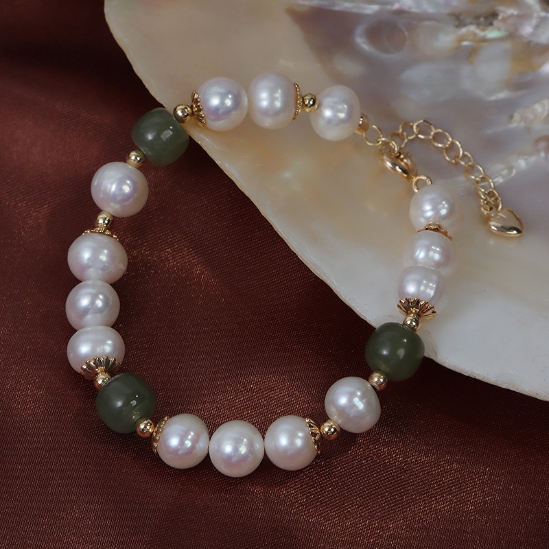 Pearl and Jade Bracelet