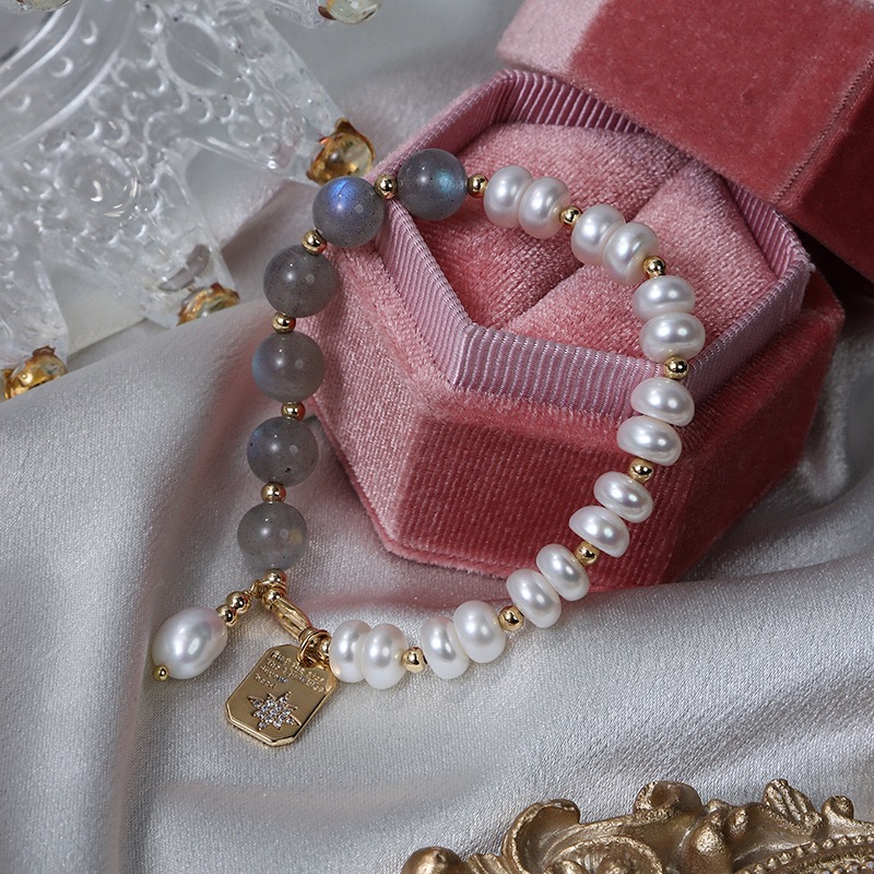 Elegant Pearl and Stone Bracelet