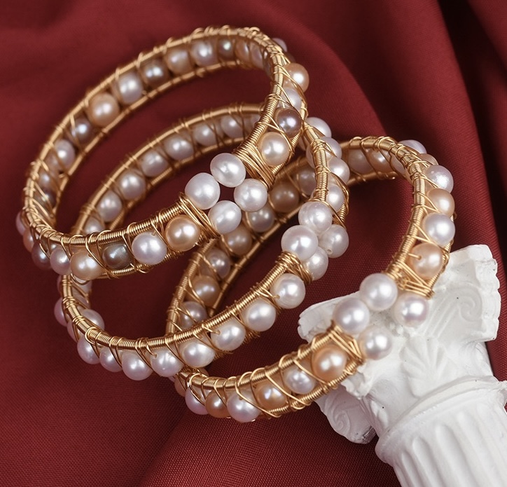 Elegant Pearl Bracelets