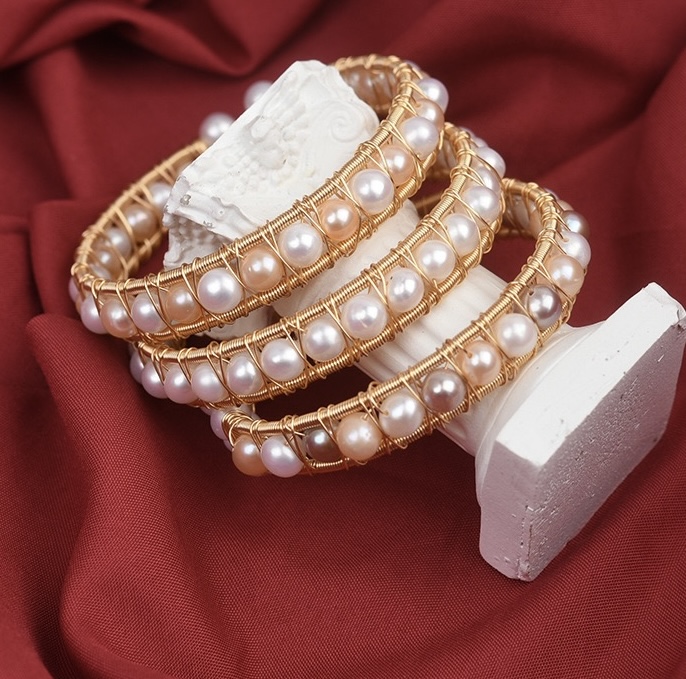 Elegant Pearl Bracelets
