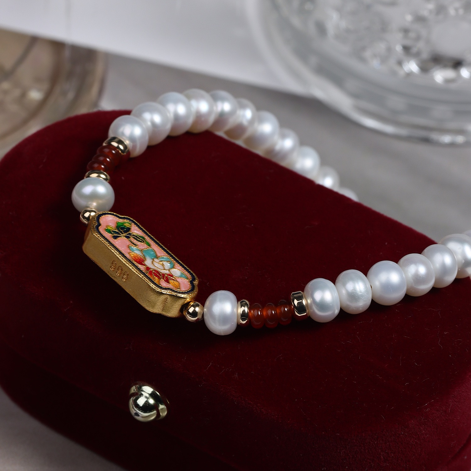 Elegant Pearl Bracelet