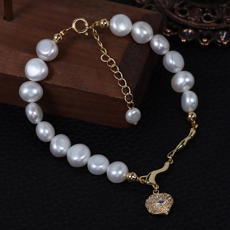 Elegant Pearl Bracelet