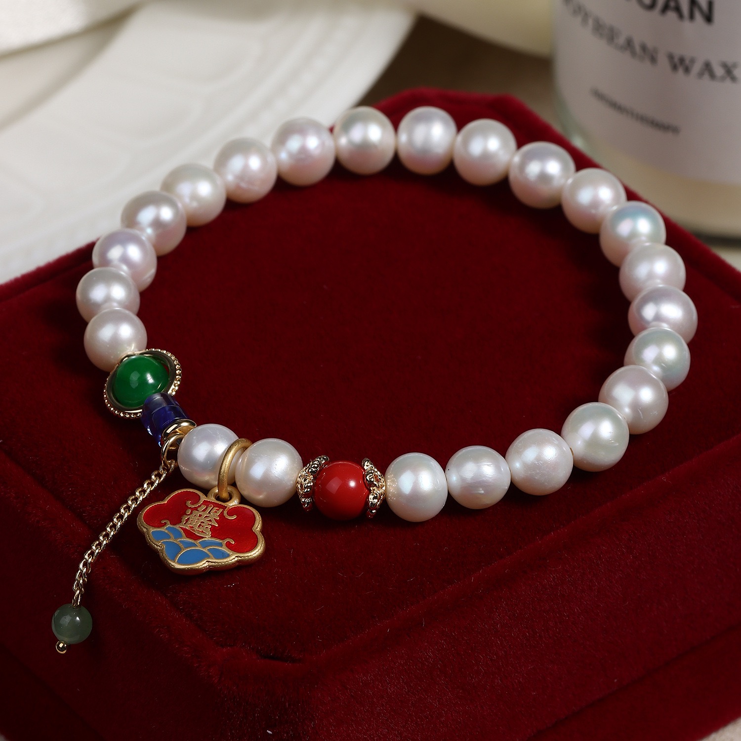 Elegant Pearl Bracelet