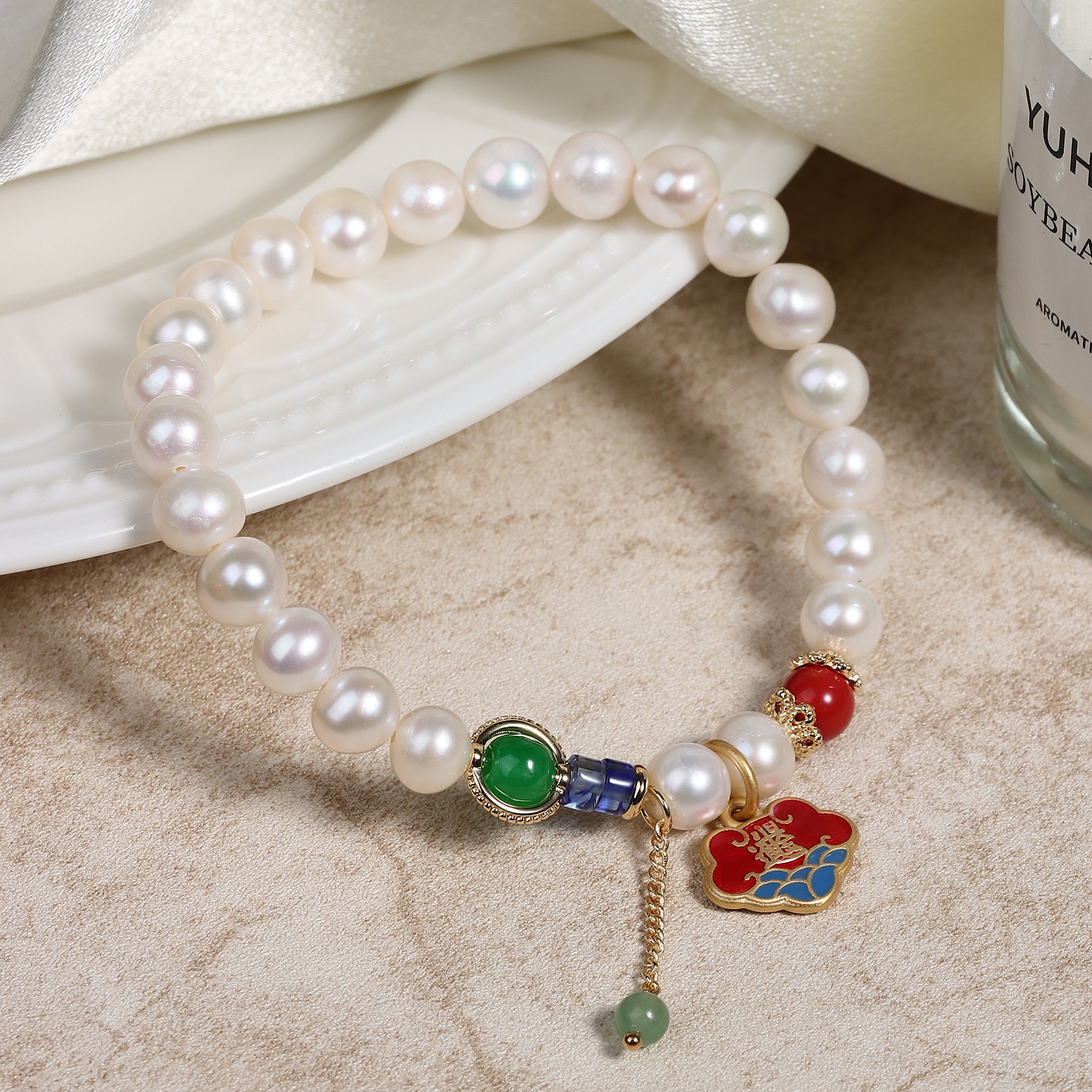 Elegant Pearl Bracelet