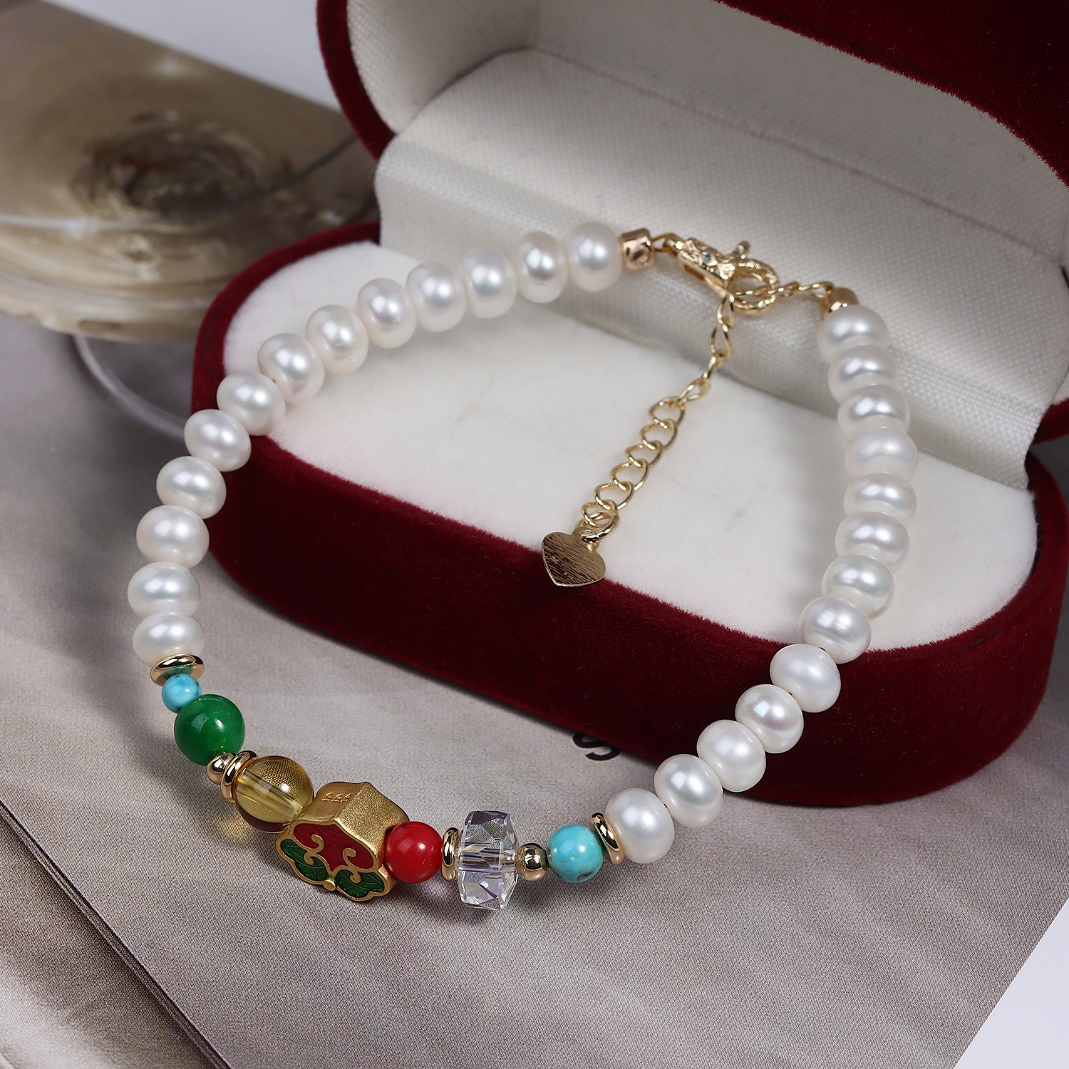 Elegant Pearl Bracelet