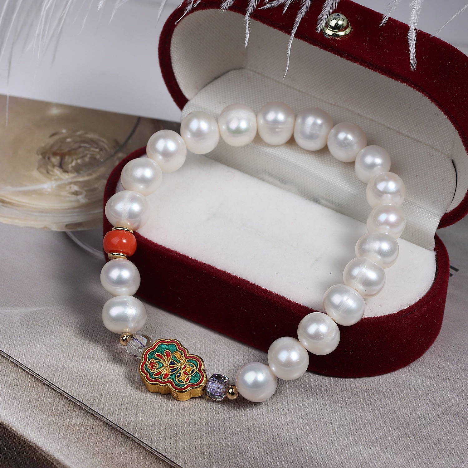 Elegant Pearl Bracelet