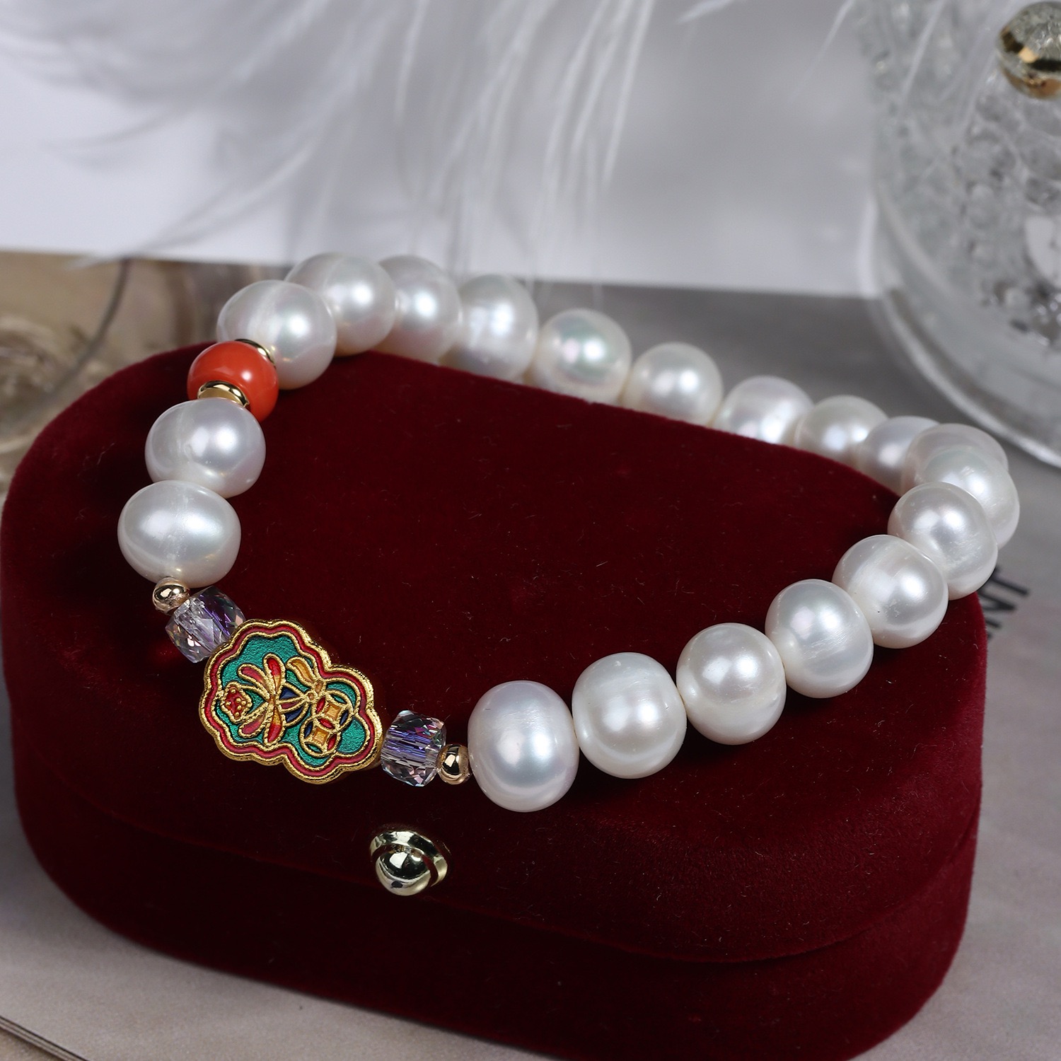 Elegant Pearl Bracelet