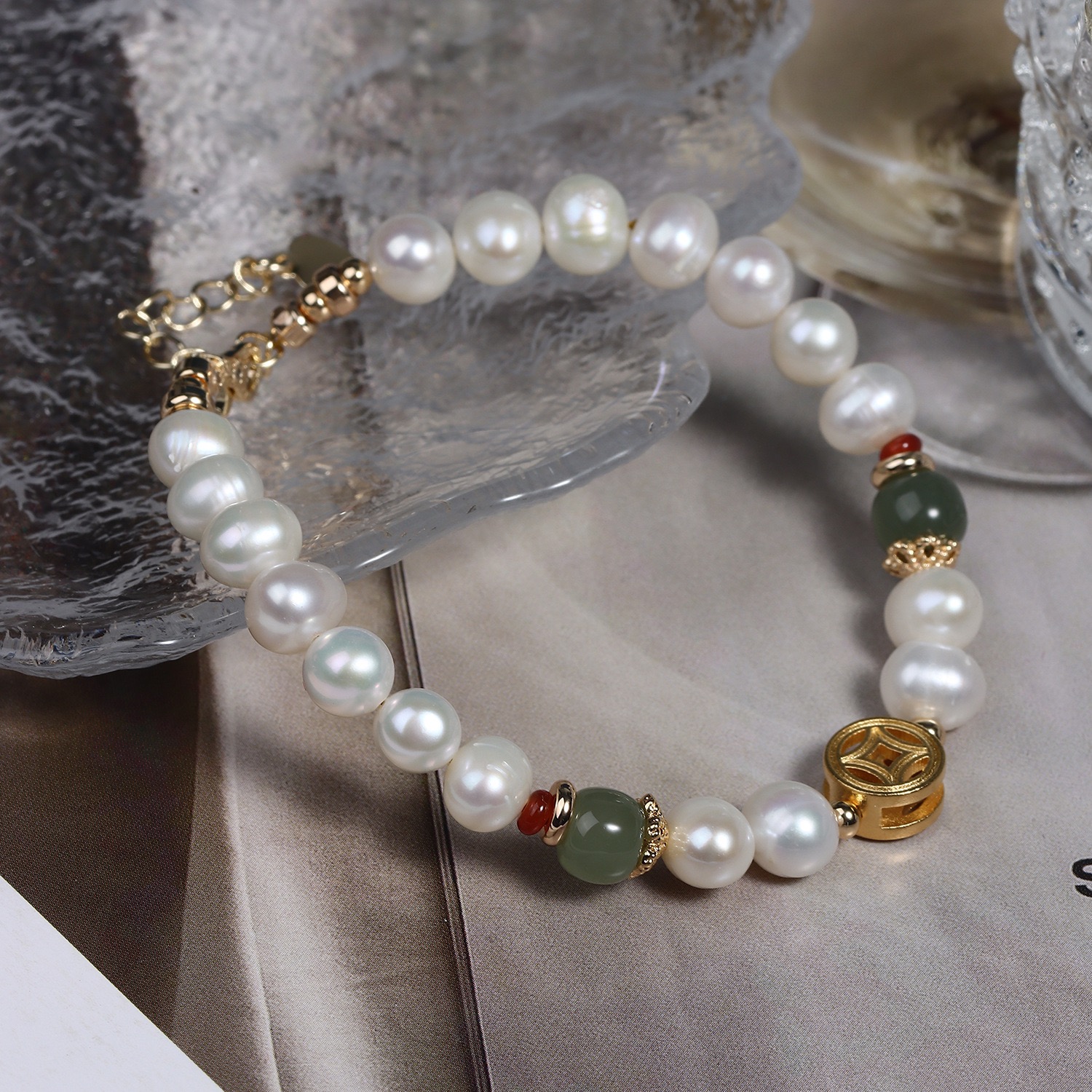 Elegant Pearl Bracelet
