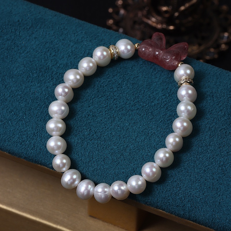 Elegant Pearl Bracelet