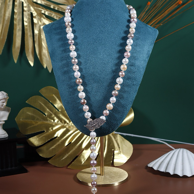 Elegant Pearl Necklace