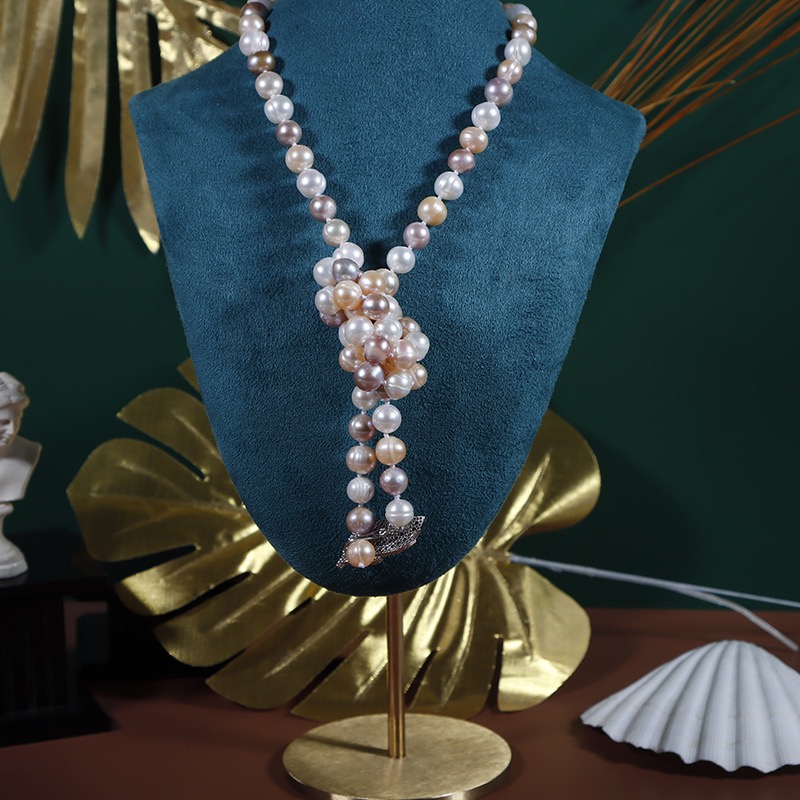 Elegant Pearl Necklace