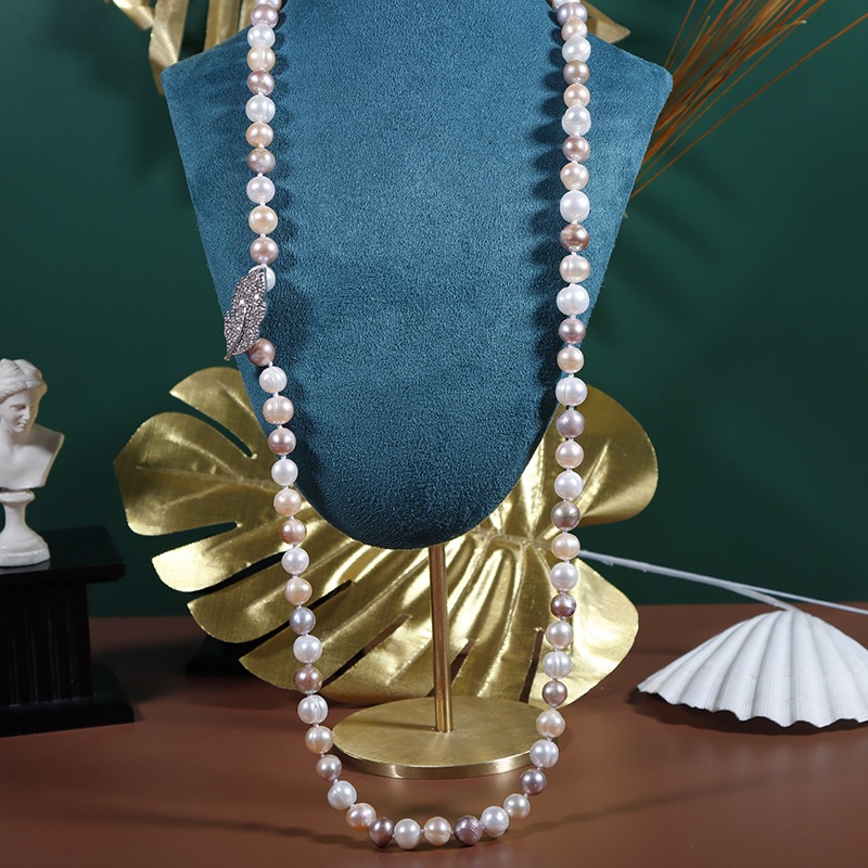 Elegant Pearl Necklace