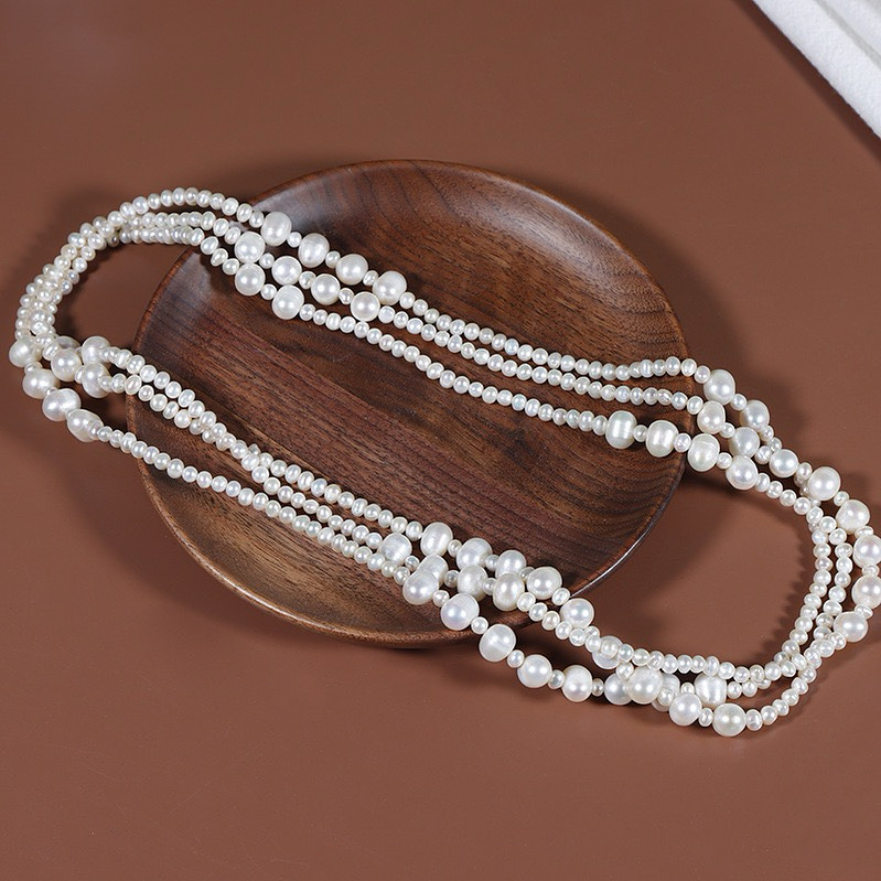 Elegant Pearl Necklace