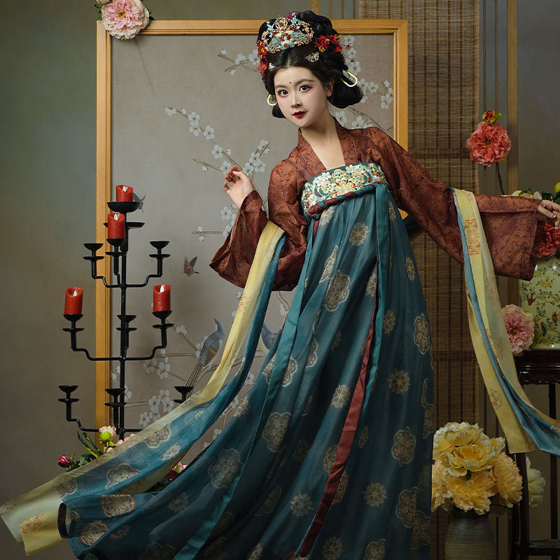 Traditional Hanfu Dress