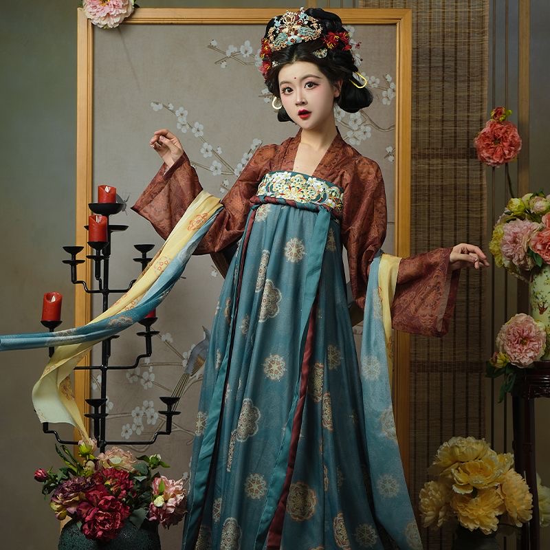 Traditional Hanfu Dress