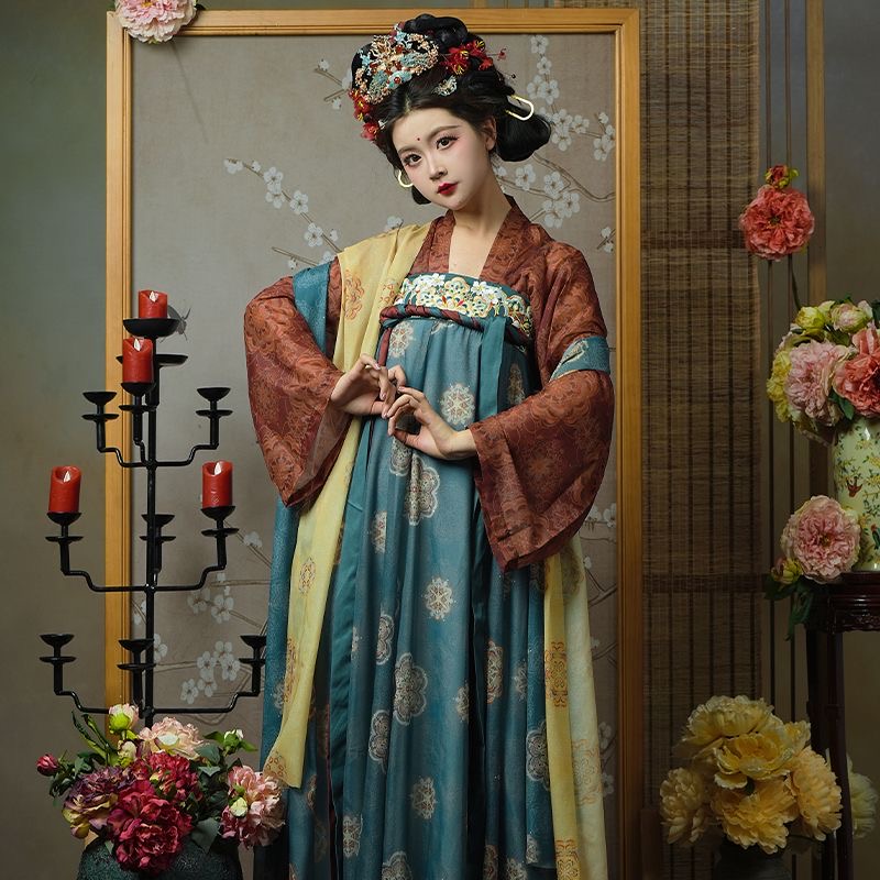 Traditional Hanfu Dress