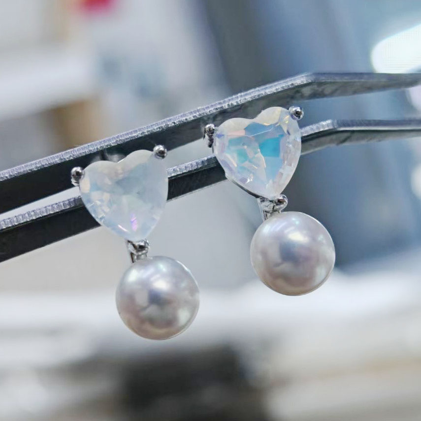 Pearl Stud Earrings  choose any 2 pairs 35usd shipped