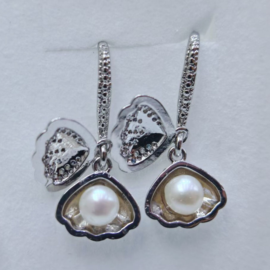 Pearl Shell Drop Earrings
