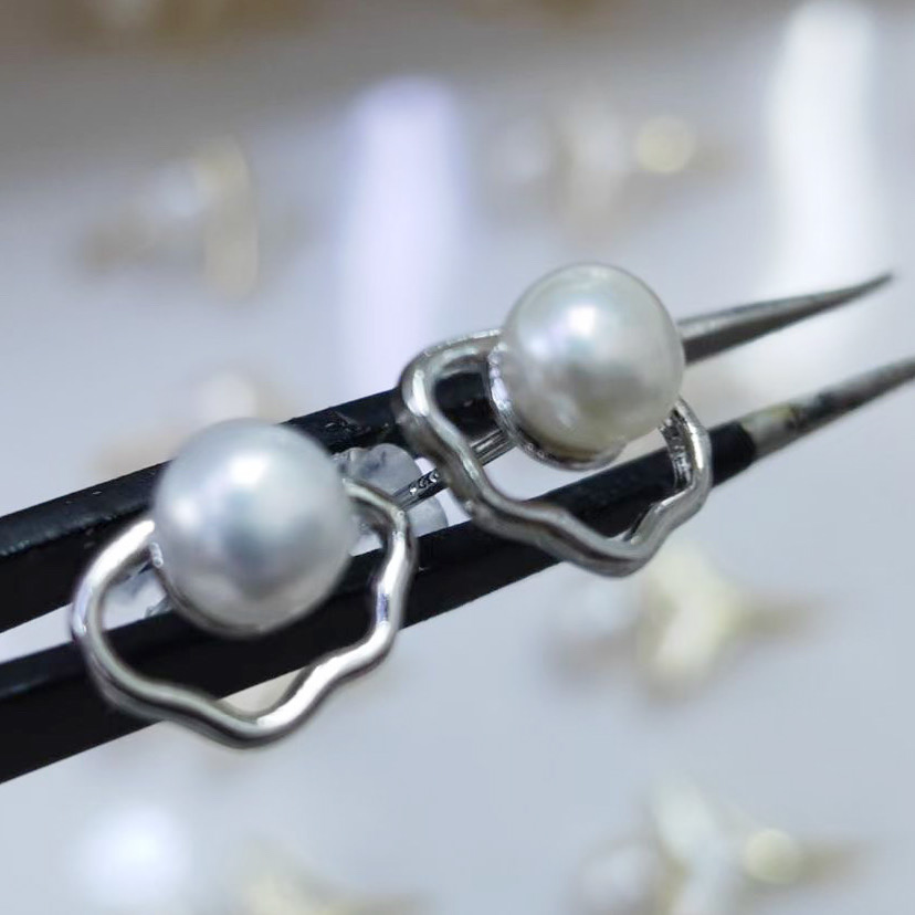 Pearl Stud Earrings  choose any 2 pairs 35usd shipped