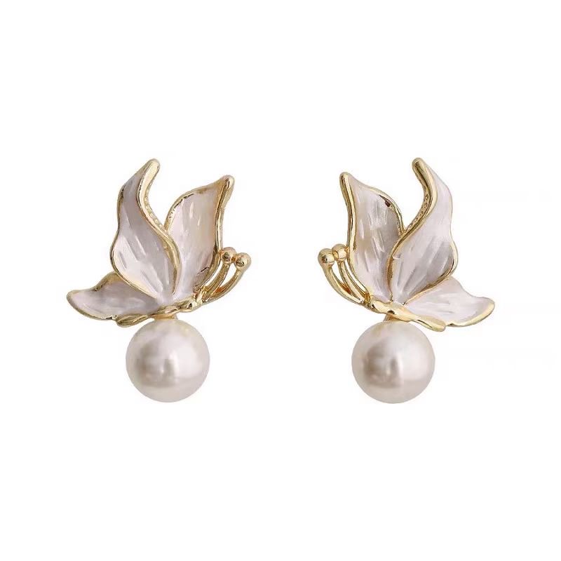 Elegant Pearl Stud Earrings choose any 2 35usd shipped