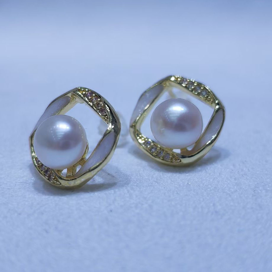 Pearl Stud Earrings  choose any 2 pairs 35usd shipped