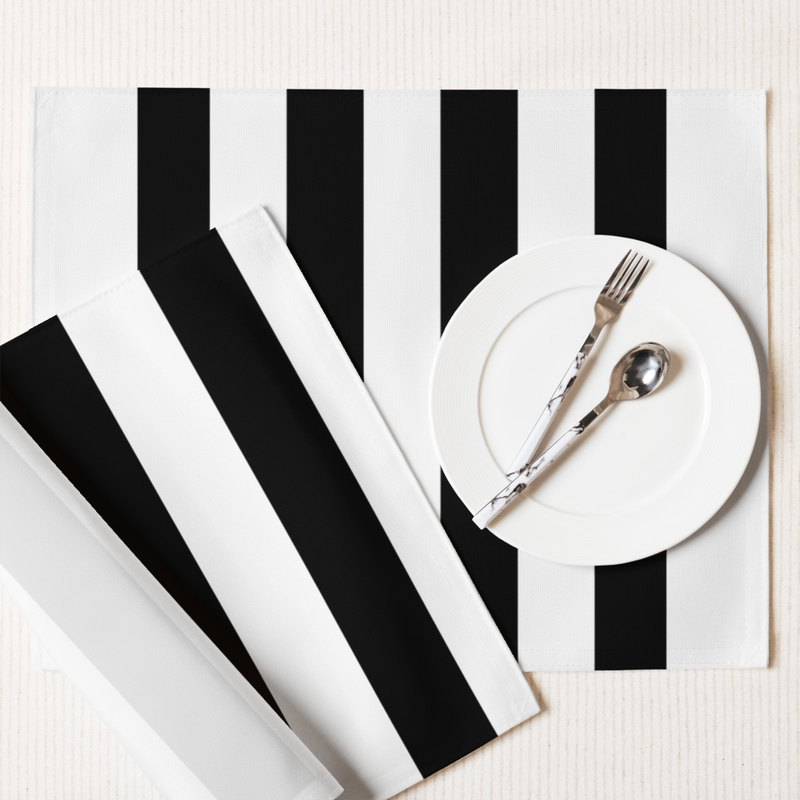 White & Black Placemat Set