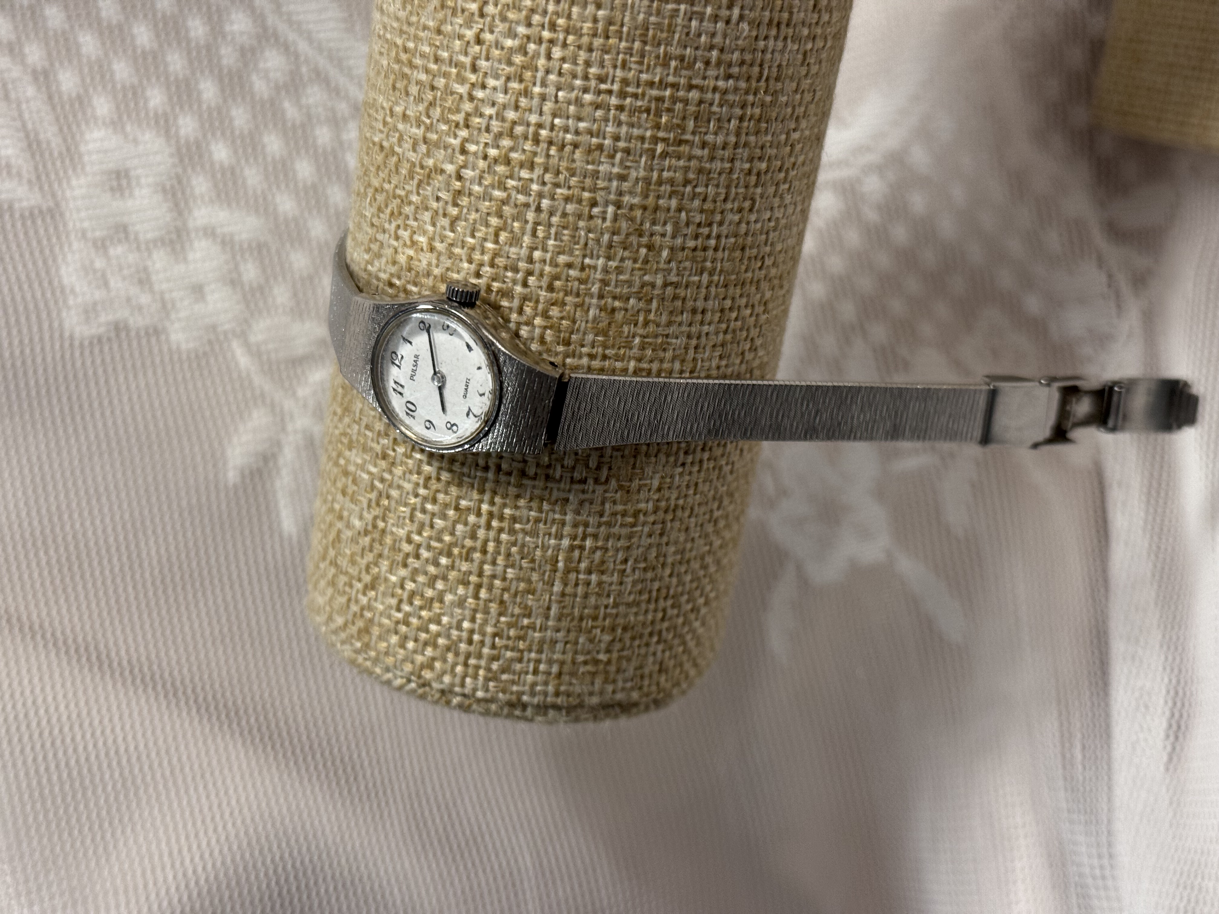 The Clara | Pulsar Quartz