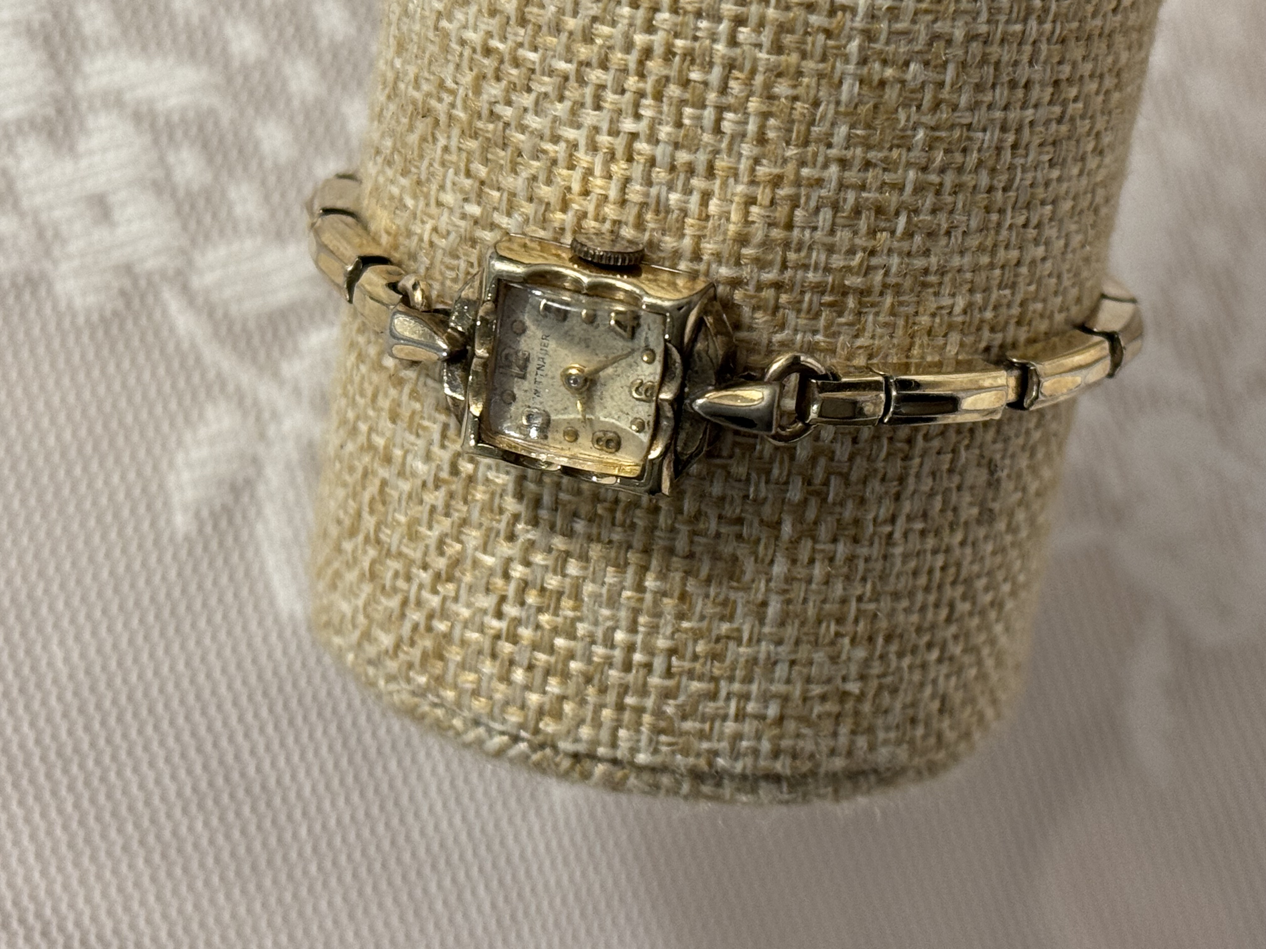 The Agnes | Wittnauer